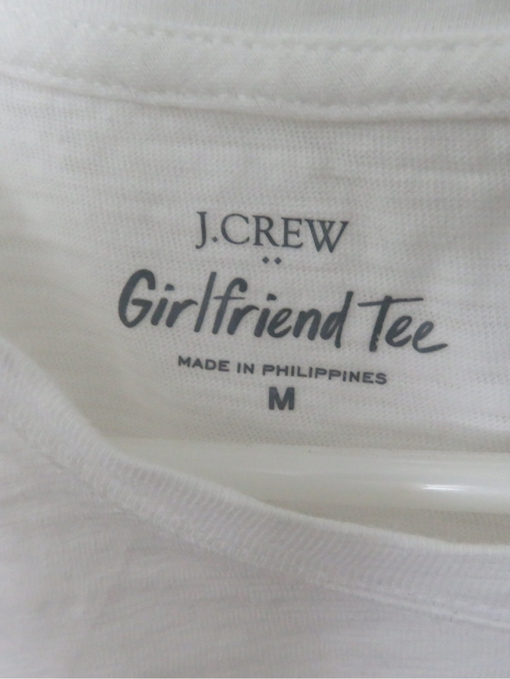 White basic t-shirt - Picture 3 of 3